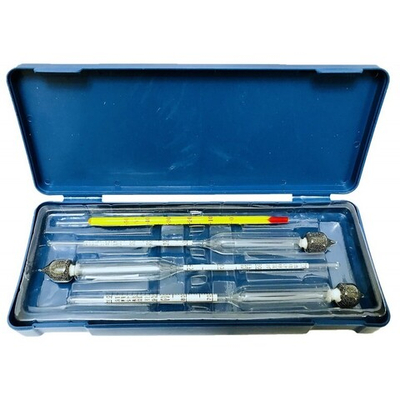 Набор профессиональных ареометров в пластиковом футляре