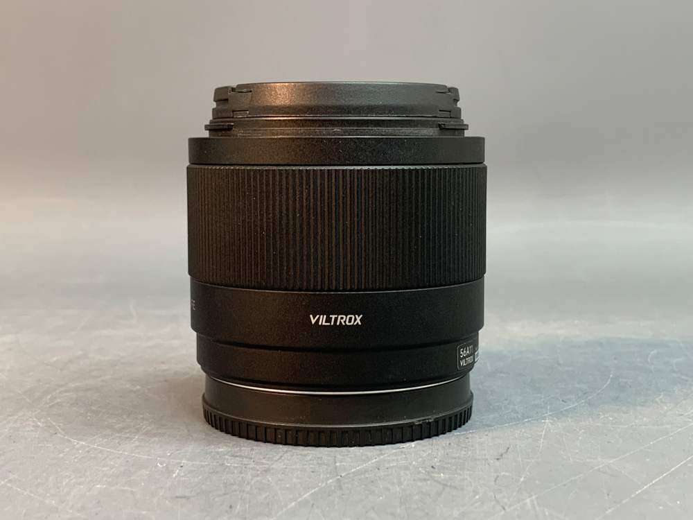 Viltrox AF 20mm f/2.8 для Sony E