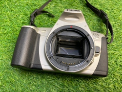 Canon EOS 300 kit EF 28-90mm 4-5.6 II