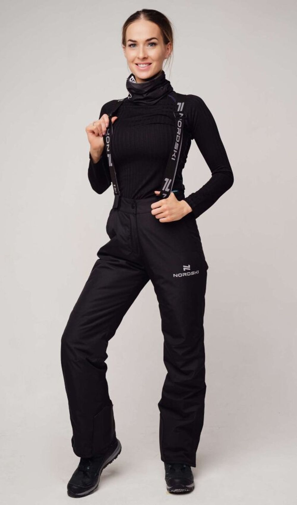 Горнолыжные брюки Nordski Extreme черные женские с высокой спинкой 562100купить со скидкой в Москве