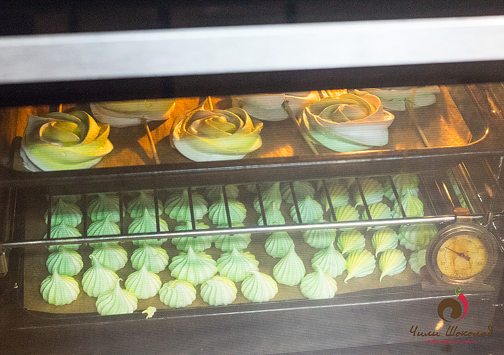 БЕЗЕ, СУФЛЕ, ШОКОЛАДНОЕ СУФЛЕ ВАЛЬРОНА