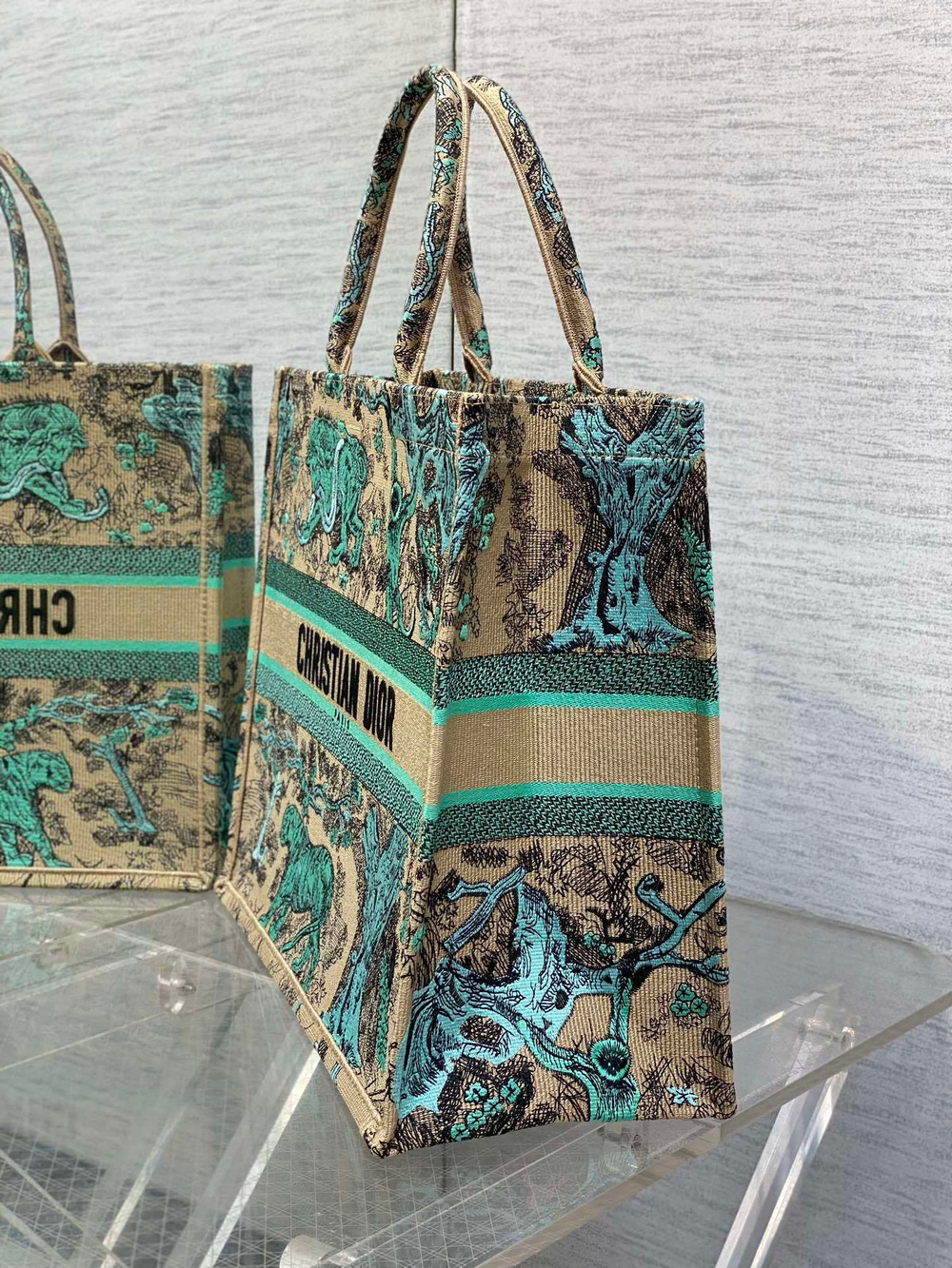 Christian Dior Book Tote 42 cm