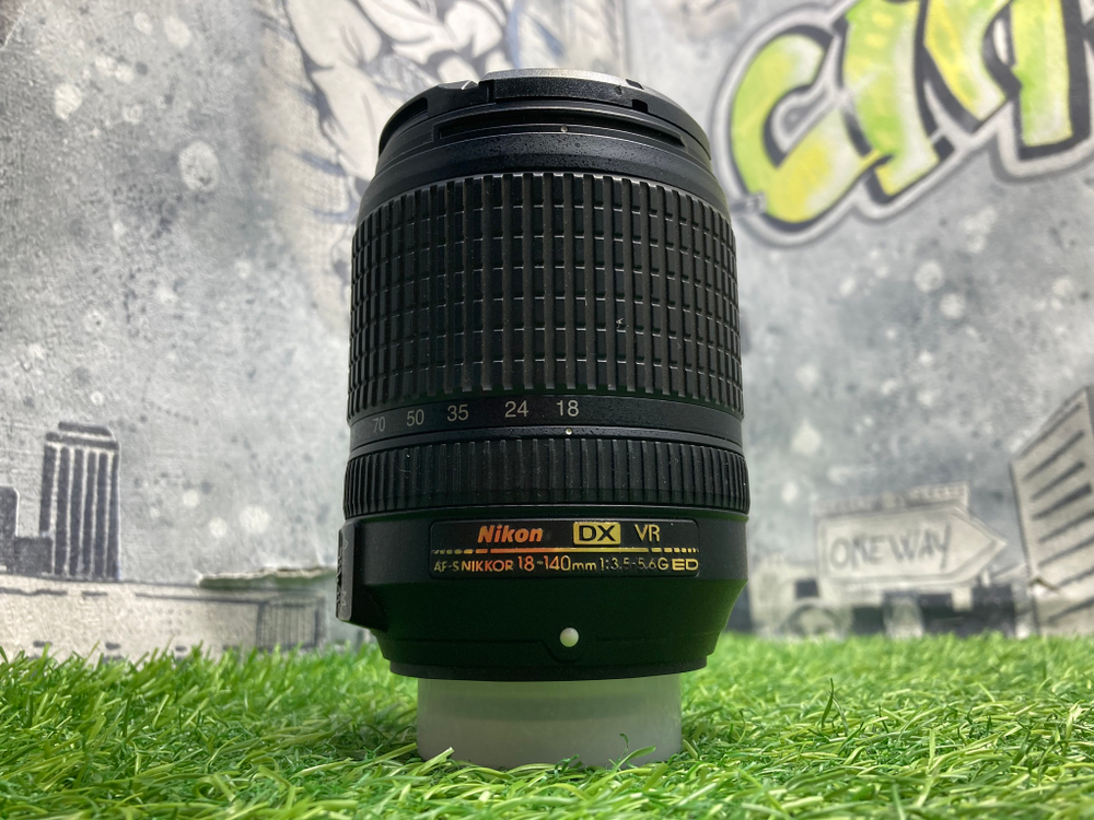Nikon 18-140mm 3.5-5.6G ED VR DX AF-S