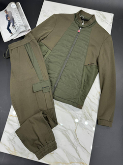 Костюм Kiton