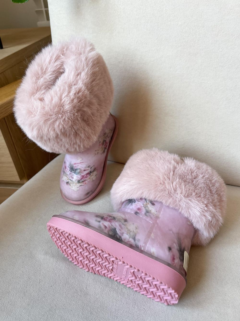 Новые сапоги Monnalisa, 24