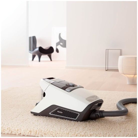 Пылесос Miele Blizzard CX1 Excellence