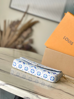 Louis Vuitton Felicie Pochette