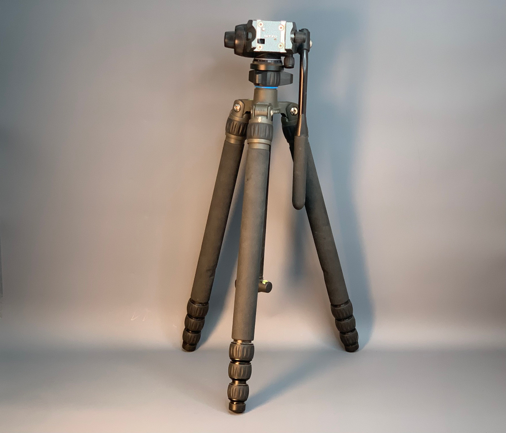 Штатив Cullmann Concept One 628 + видеоголова Gitzo