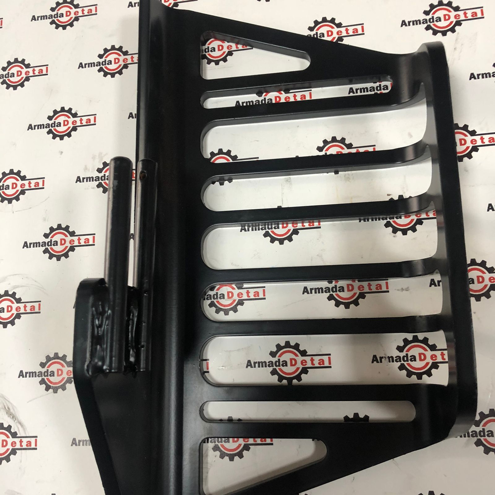 Защита заднего фонаря на петлях (правая) | 128/F5385 | Spare Parts