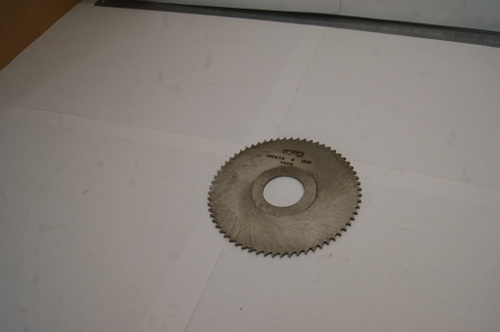 Фреза отрезная дисковая по металлу 100х1.6х27мм. z=64 Р6М5 СССР