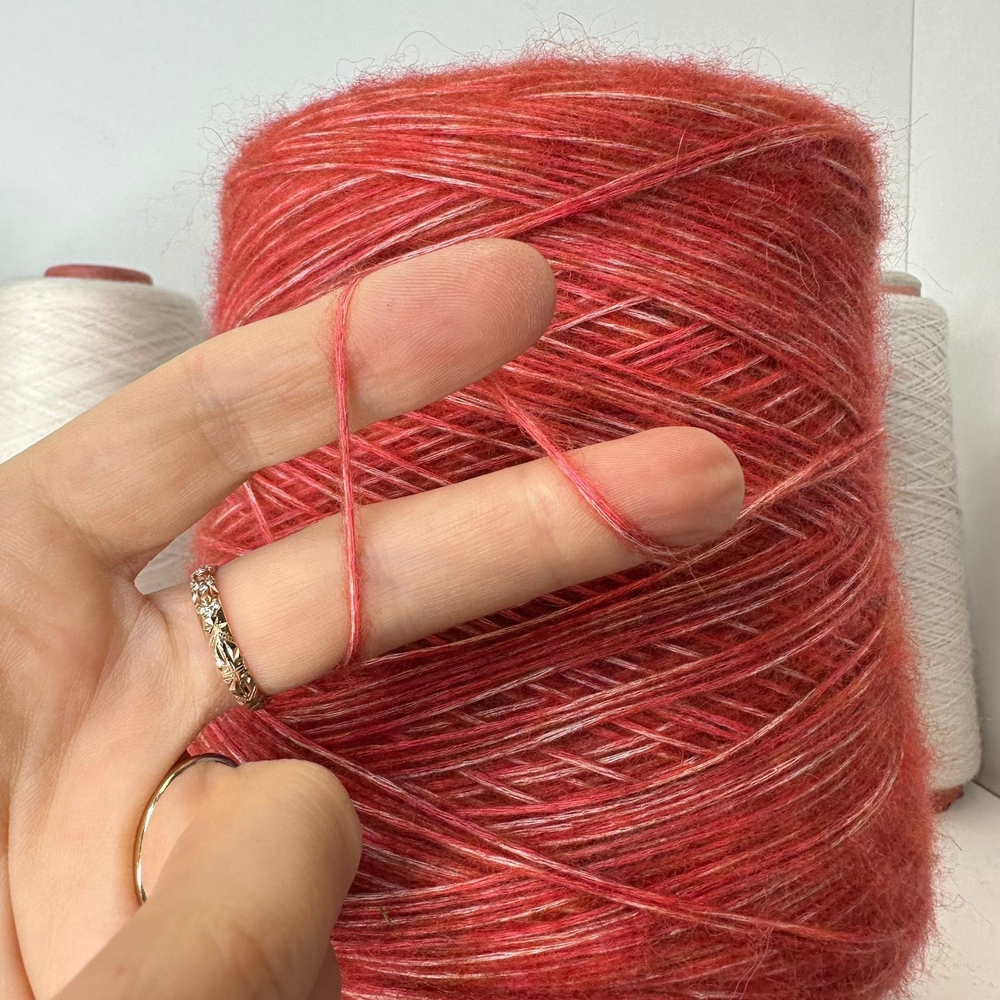 COMPOSE - Lineapiu' S.p.A.; 62% хлопок, 15% baby альпака, 23% меринос; 400м/100гр; col. C5908 ecru-rosso