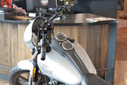 Low Rider S 114 (FXLRS), Softail Harley-Davidson 2020 Barracuda Silver