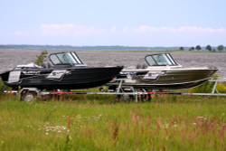 Алюминиевая лодка Berkut S Fisher