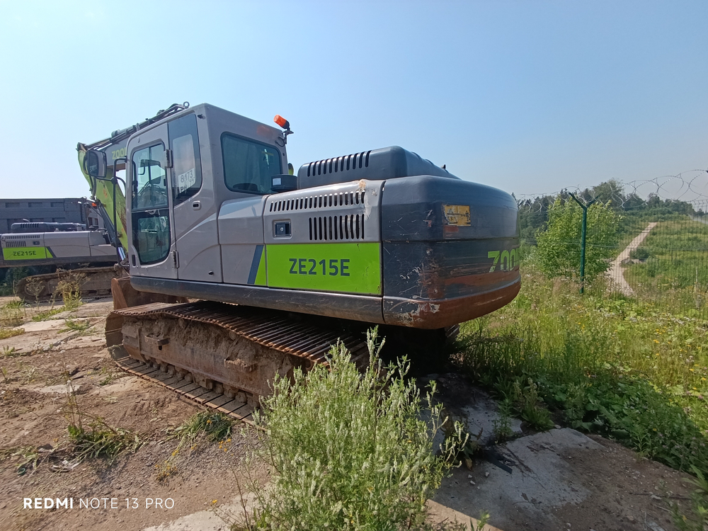 Zoomlion ZE215 Экскаватор ZE215E (Дизельный, 5,9 л, 152 л.с., АТ)