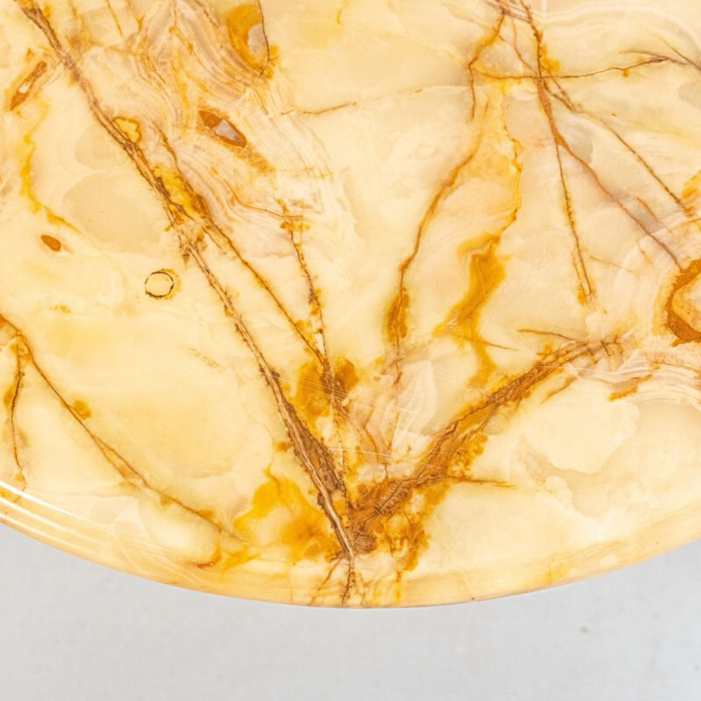 Винтажный журнальный столик