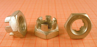 Гайка 14х1.50 корончатая рулевых тяг 2101 (ОАО «БелЗАН») (уп10/20шт)