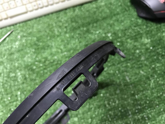 Кронштейн эмблемы Mercedes A W177 (2018-2022)