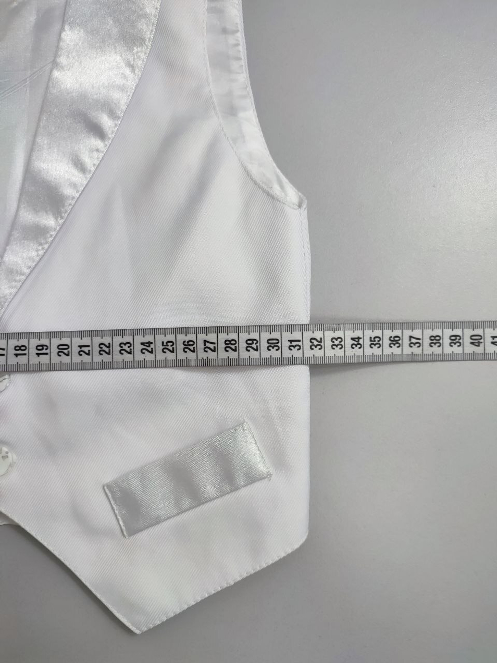 Жилетка модная на 3 года