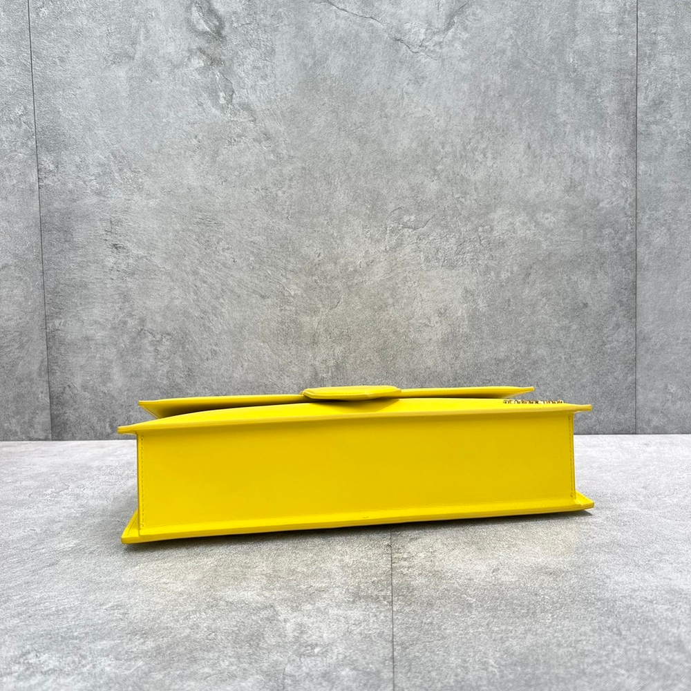 Jacquemus Le Bambinou 34 cm