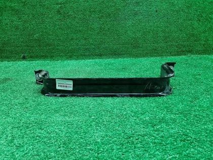 Кронштейн бензобака LR Discovery Sport (14-нв)