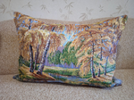 Декоративная гобеленовая наволочка для интерьерной подушки Осеннее озеро 68х47