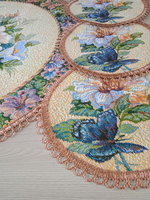 Набор декоративных гобеленовых салфеток Вальс цветов (1 шт D 54см+6 шт d 20см)