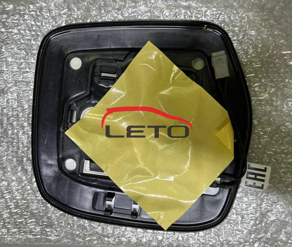 Зеркало левое (стекло) 87961-60820 8796160820
