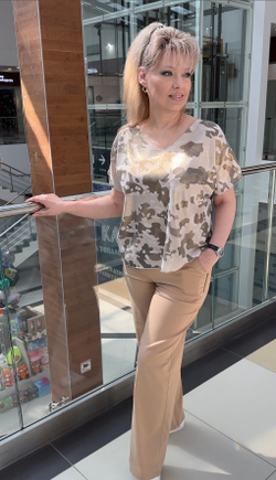 Брюки-палаццо с молнией в боку