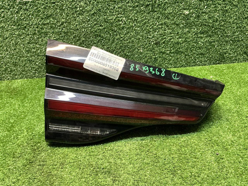 Фонарь левый внутренний BMW X3 G01 (2021-2024)