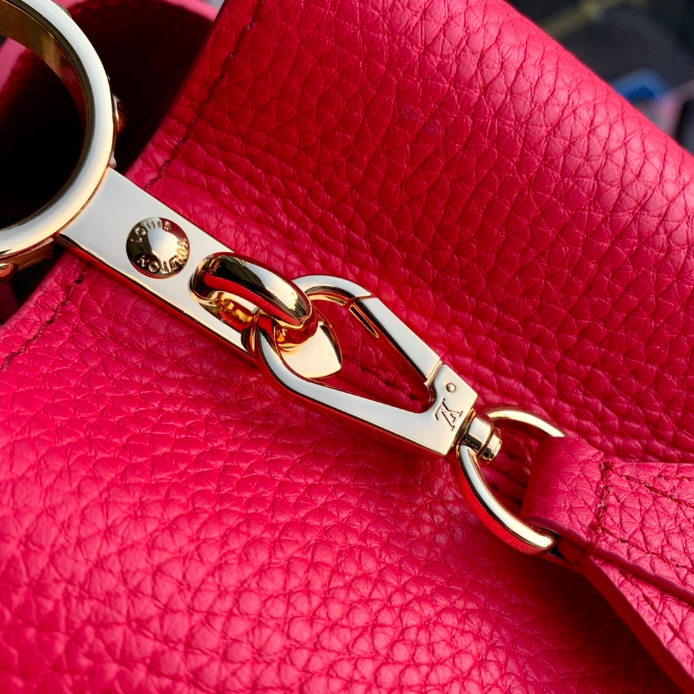 Louis Vuitton Capucines BB