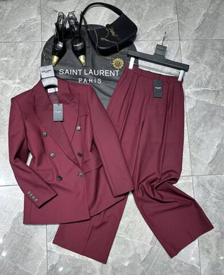 Костюм Yves Saint Laurent