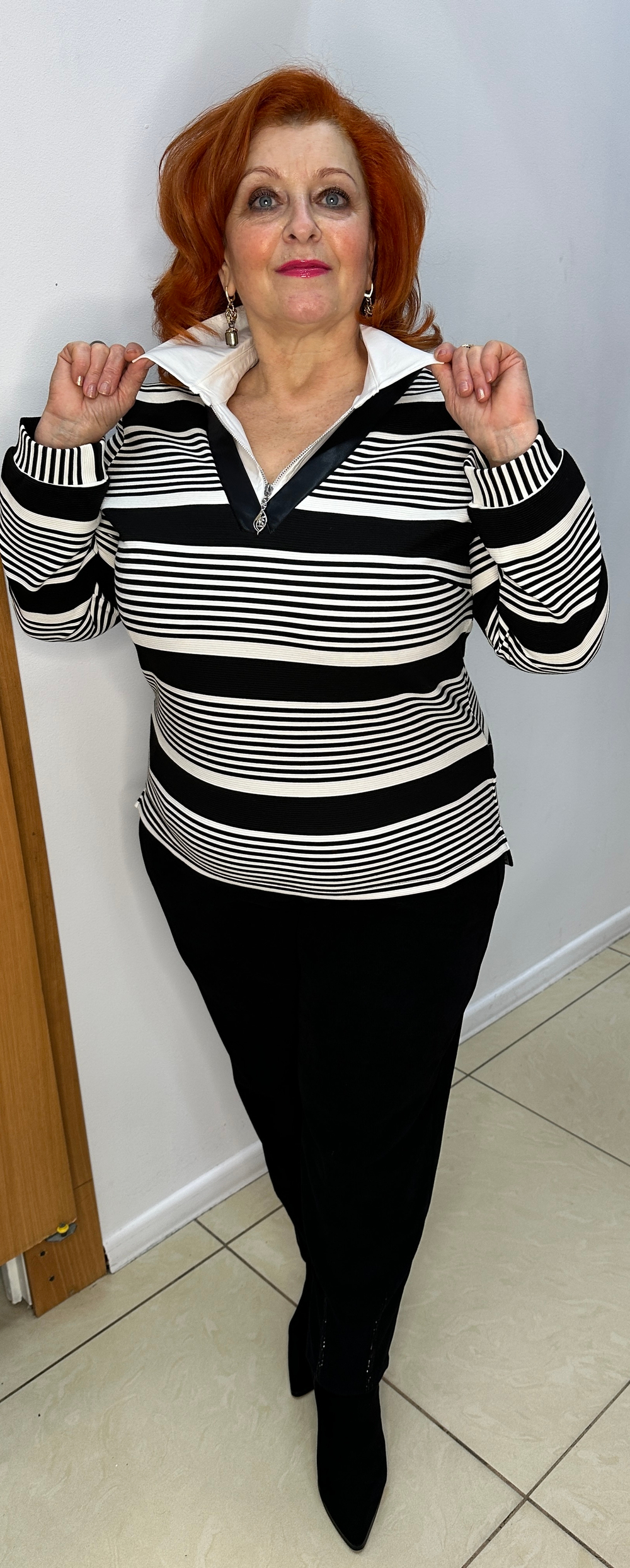 Двойка "обманка" в полоску с белым рубашечным воротником