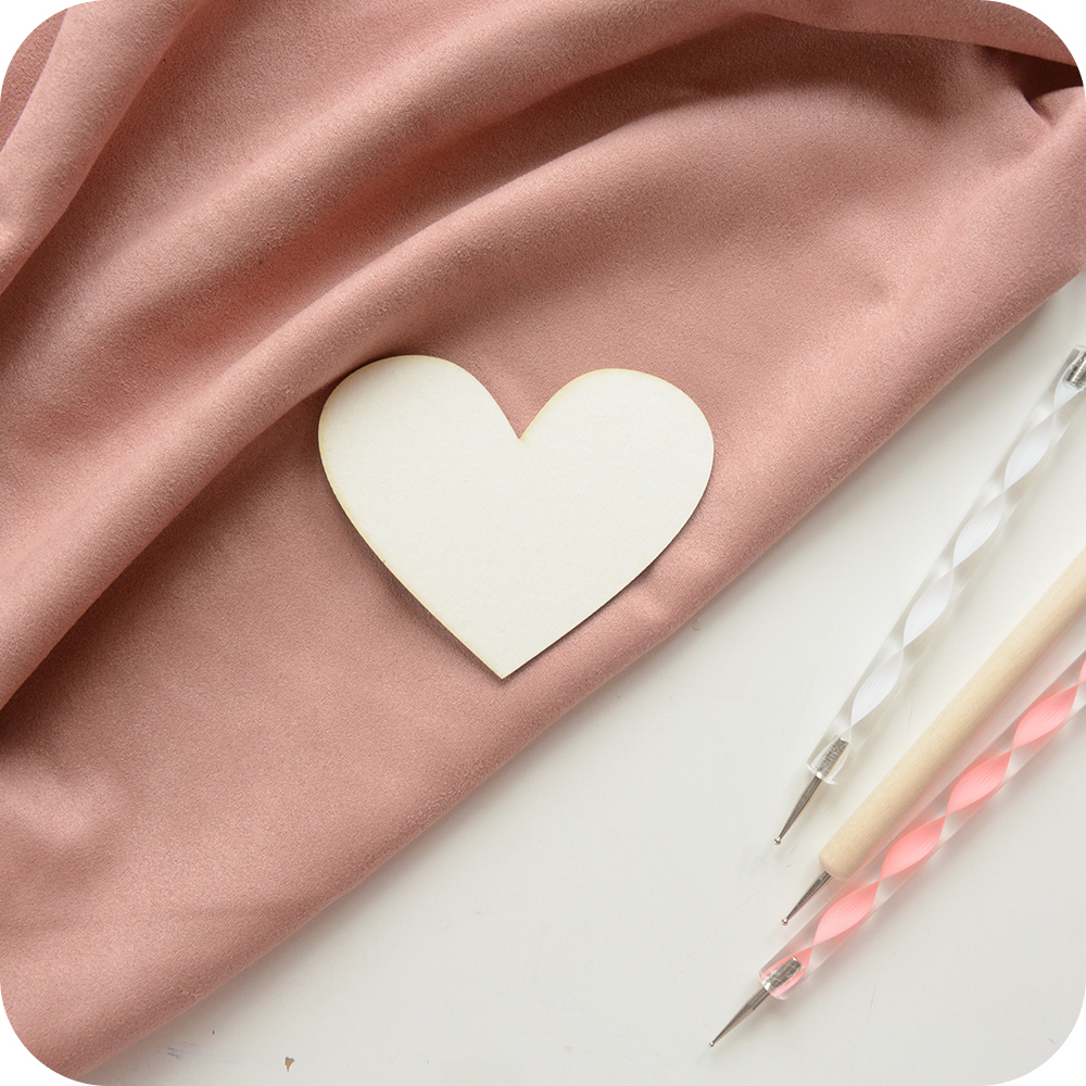 Заготовка для тиснения "Сердце" размер в ассортименте