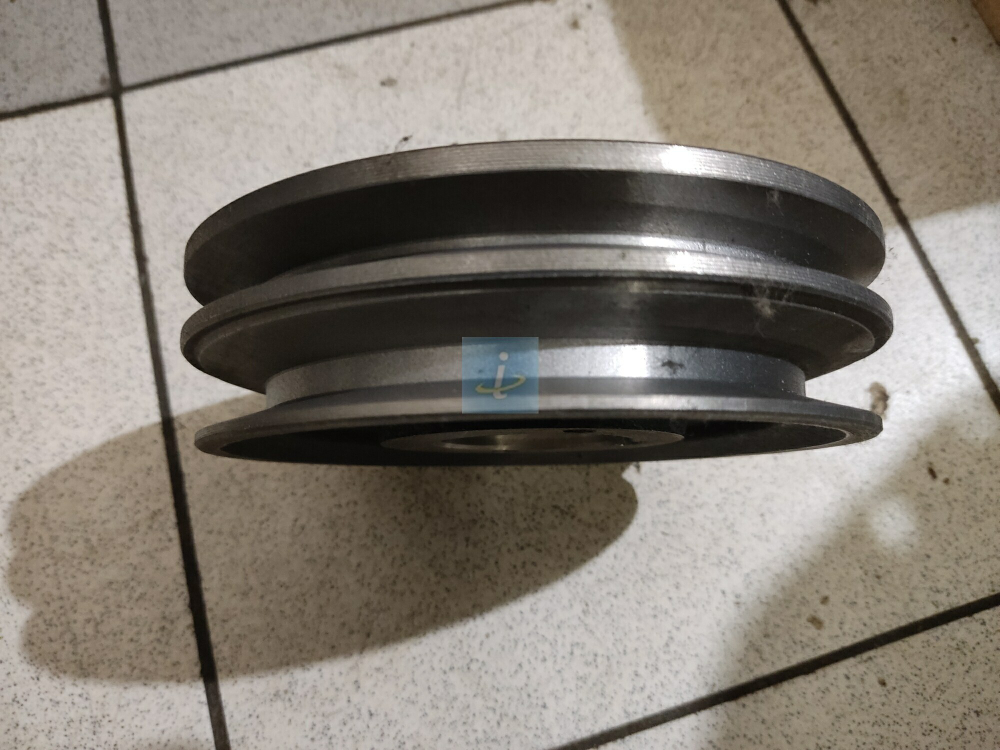 Шкив коленчатого вала (2х ручьевый, нижний ручей узкий) 236-1005061-В