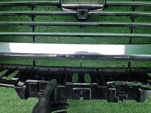 Решетка радиатора Tank 500 (2021-н.в.)