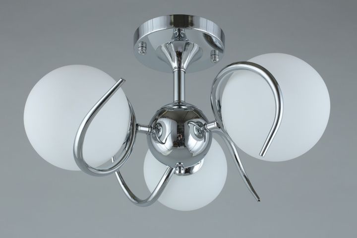 Потолочная люстра Omnilux Dalmine OML-64107-03