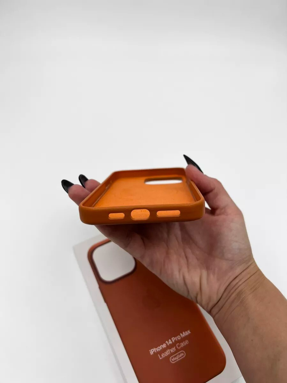 Кожаный чехол Leather Case iPhone 14 Pro Max, Saddle Brown Светло-Коричневый