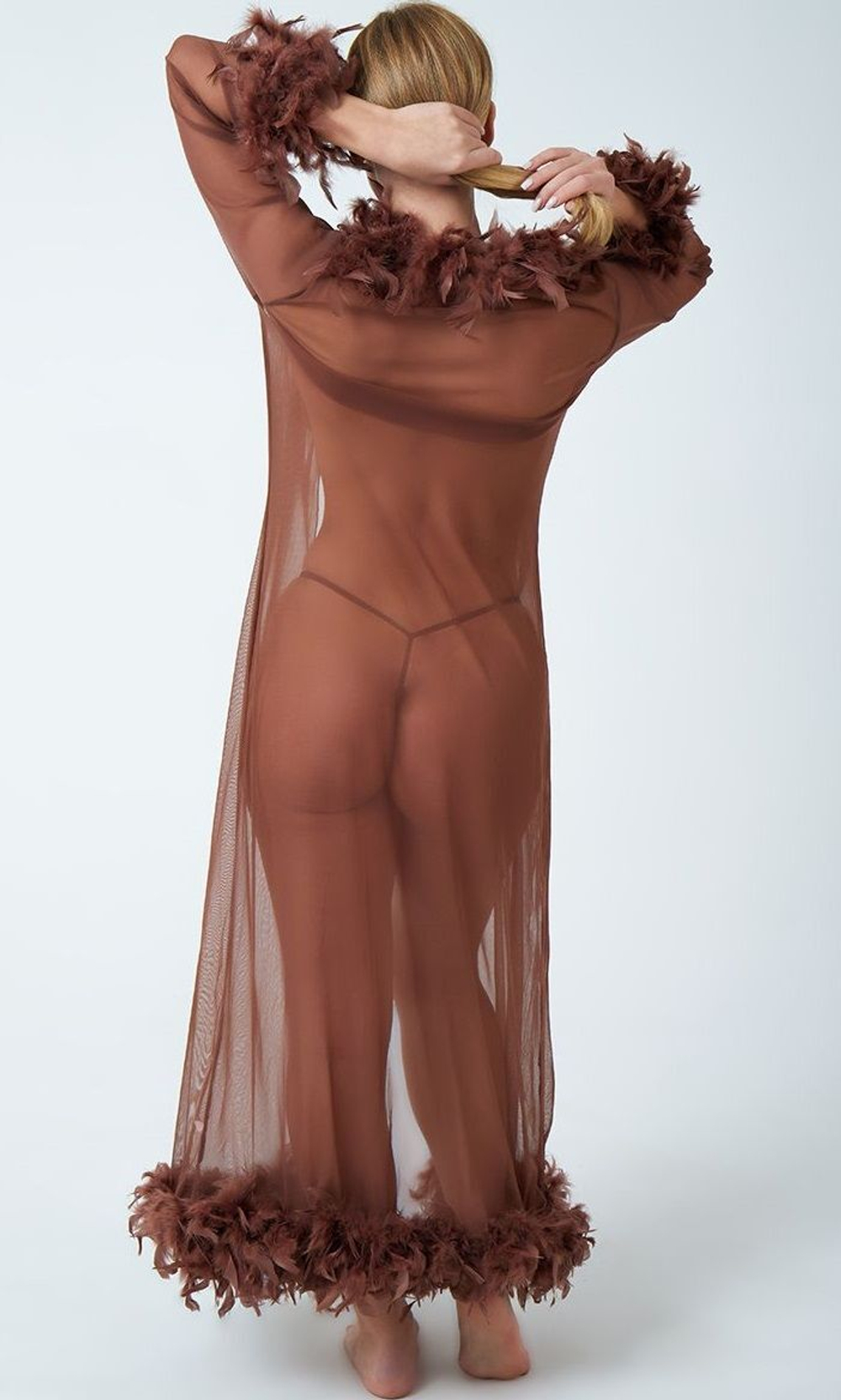 Роскошный пеньюар в пол с перьями и феромонами