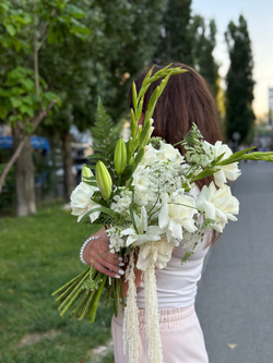 Свадебный букет невесты «Сияние любви»