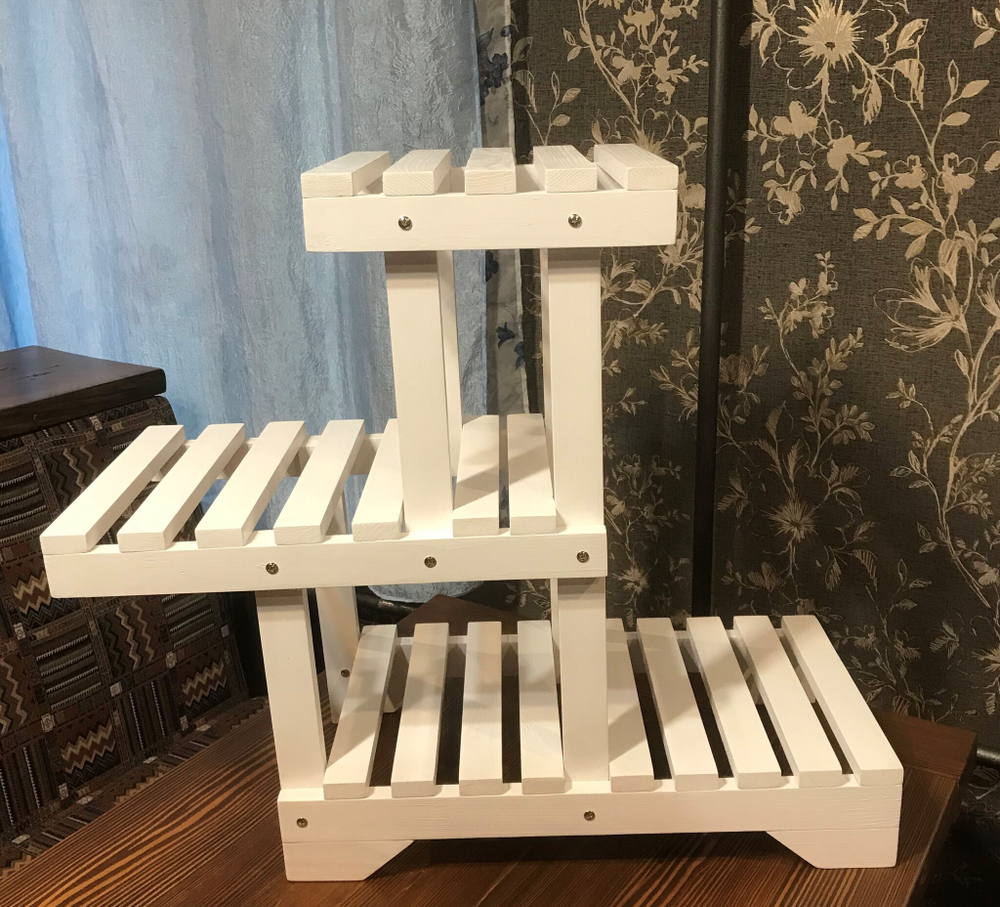 Подставка для цветов трех ярусная three tiers