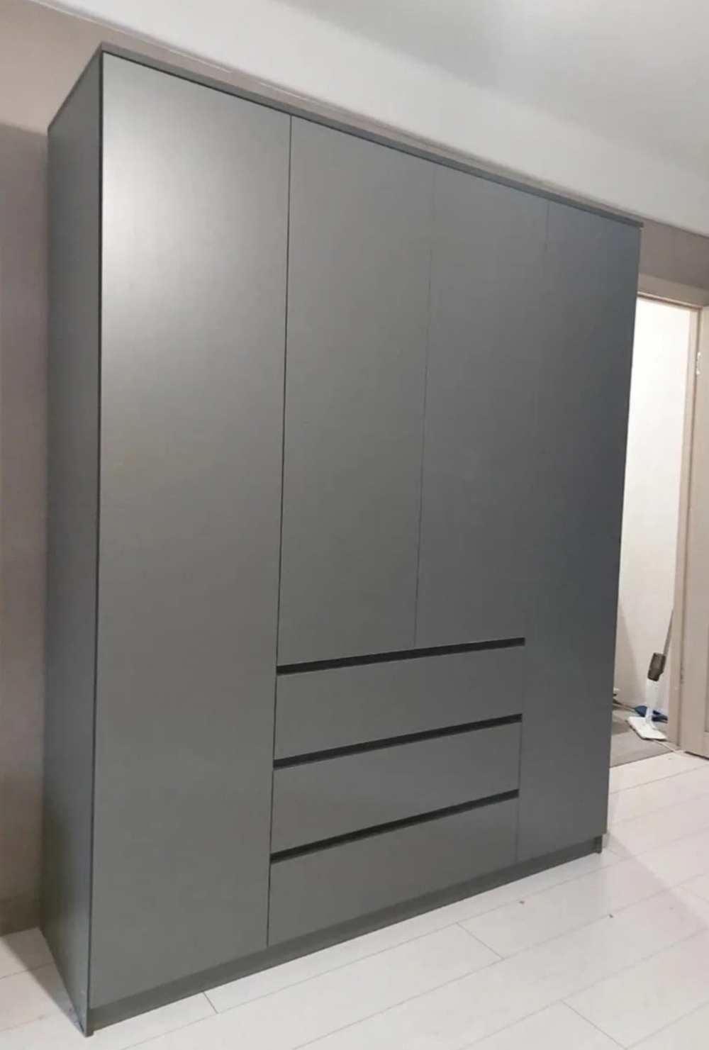 Шкаф 4-створчатый «Денвер» Графит