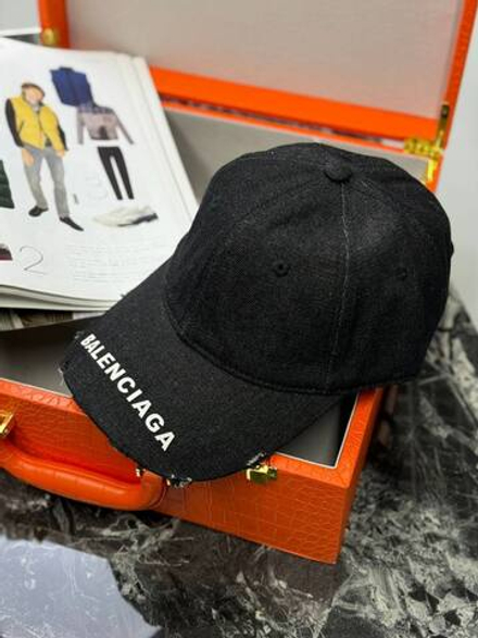 Кепка Balenciaga