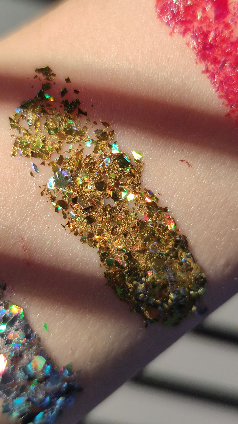 Глиттер для глаз, лица, волос и тела SPARKLE GEL 585