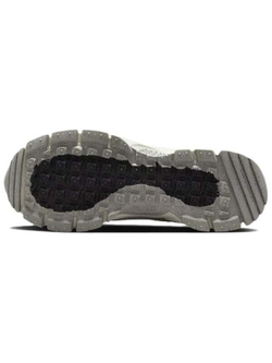 Кроссовки Nike Zoom Vomero Roam 'Summit White Light Bone'