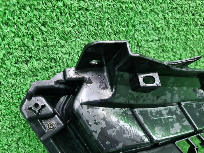 Решетка радиатора Subaru Forester 5 SK (2021-н.в.)