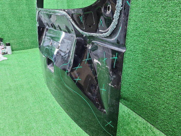 Крышка багажника Hyundai Staria (2021-н.в.)