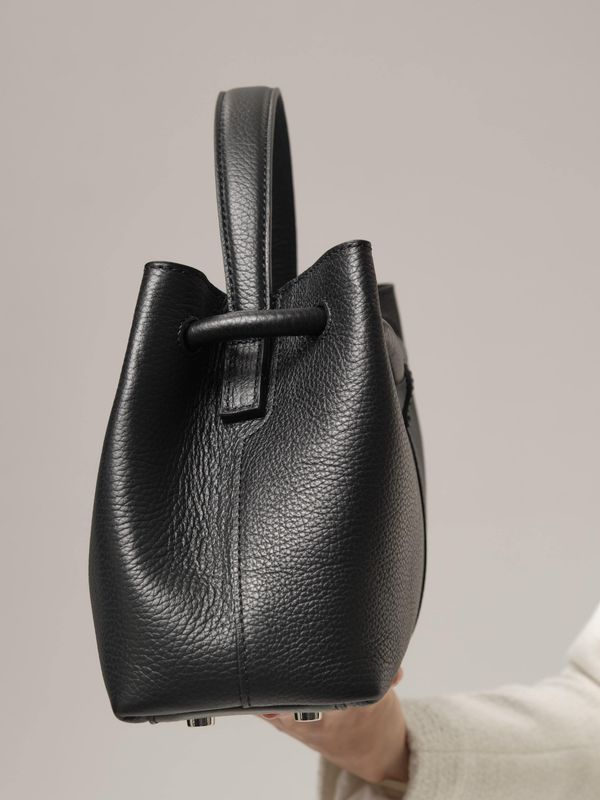 Кожаная сумка Ties DBR 31185 черный