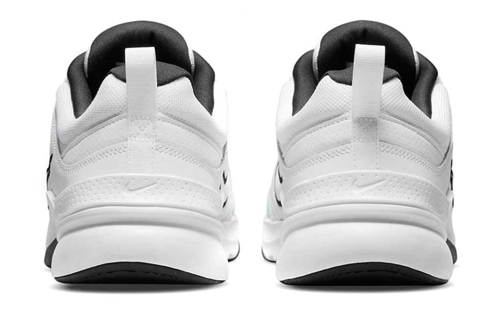 Кроссовки Nike Defyallday