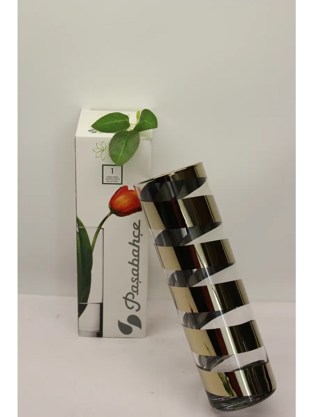 Ваза цилиндр золотая спираль