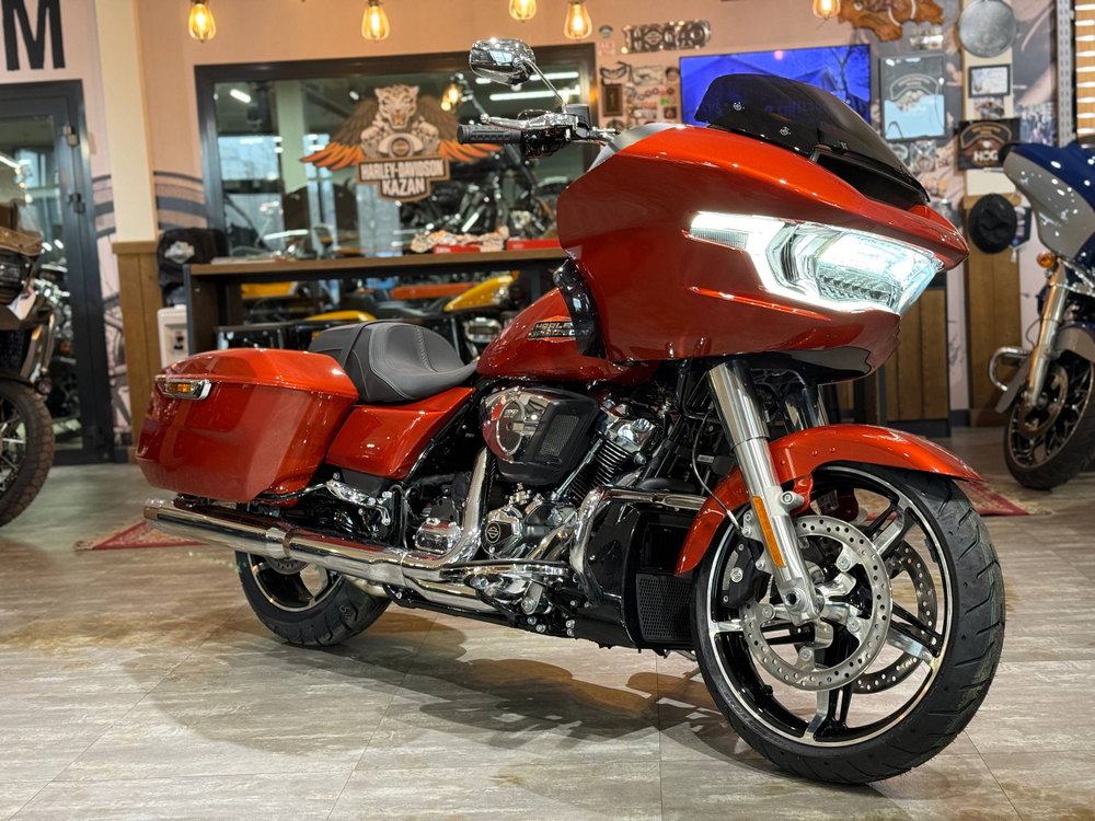 Harley-Davidson ROAD GLIDE 2024 (Whiskey Fire/Chrome)